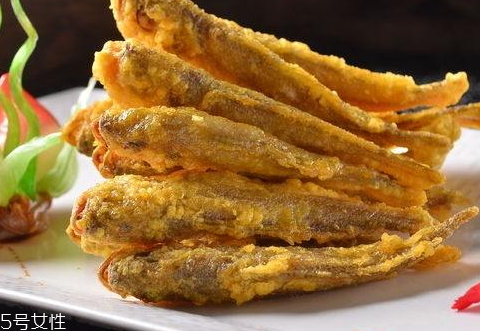 小黃魚(yú)怎么炸到魚(yú)刺酥脆 酥脆小黃魚(yú)的竅門(mén) 小黃魚(yú)怎么炸到魚(yú)刺酥脆 酥脆小黃魚(yú)的竅門(mén)