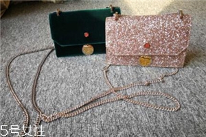 jimmy choo包包質(zhì)量好嗎？你和女神之間就差這個(gè)包