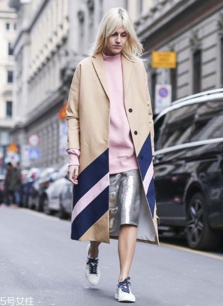 亮片裙子怎么搭配？年底聚會就要blingbling