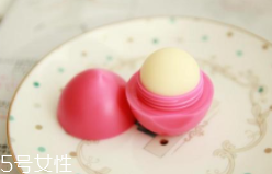 潤唇膏能用多長時間？打開后只能用3個季度