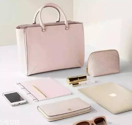 tory burch是幾線品牌？萬年不過時(shí)的包包