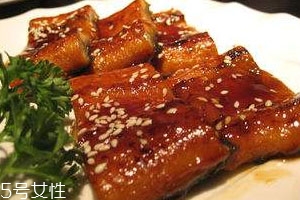 吃鰻魚會(huì)胖嗎 適量吃才行 吃鰻魚會(huì)胖嗎 適量吃才行