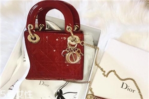 迪奧戴妃包多少錢？名媛氣質(zhì)與生俱來