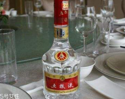 白酒要醒嗎？這些酒需要醒酒