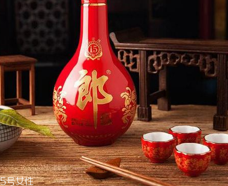 白酒加熱酒精會揮發(fā)嗎？白酒加熱后再喝危害少