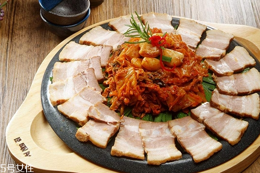 煮肉的泡沫能吃嗎？煮肉泡沫其實(shí)是血水