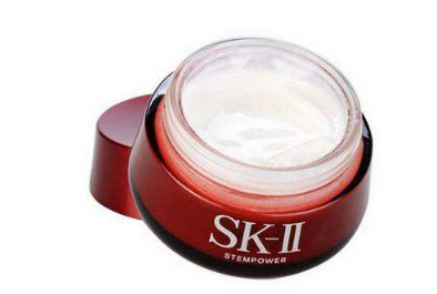 sk2大紅瓶面霜與百優(yōu)面霜哪個好？sk2大紅瓶屬于貴婦面霜