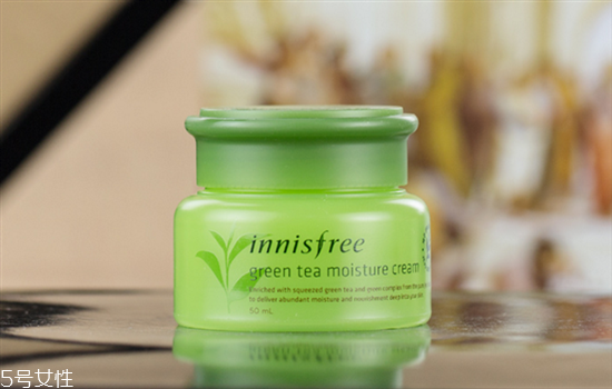 悅詩風(fēng)吟面霜好用嗎？正確的時間使用面霜更好