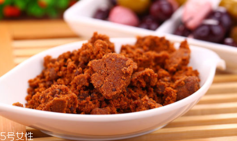 紅糖是甜的還是苦的？什么樣的紅糖好？