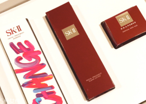 sk2神仙水怎么看生產(chǎn)日期？神仙水之前一定要擦化妝水