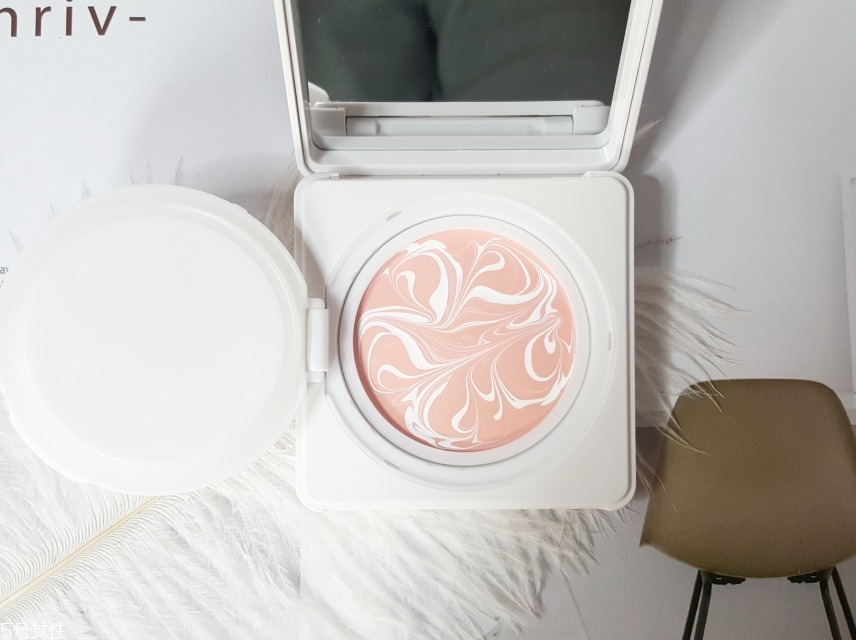 瑪麗黛佳底妝產(chǎn)品哪款好用？化妝包里必帶款