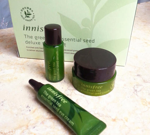 悅詩風(fēng)吟面霜好用嗎？正確的時間使用面霜更好