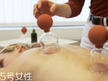 拔火罐引火上身的原因是什么？這4點(diǎn)要注意