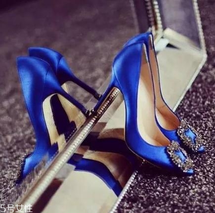 manolo blahnik什么價(jià)位？高跟鞋中的奢華典范