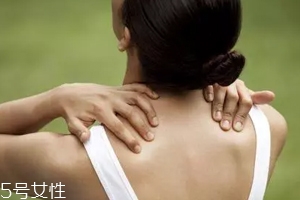 肩膀痛是肝癌信號嗎？反復(fù)不見好要警惕