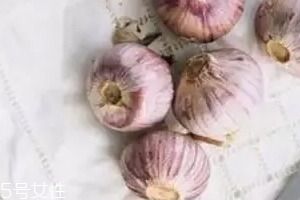 大蒜有哪些功效？天然青霉素降糖降脂