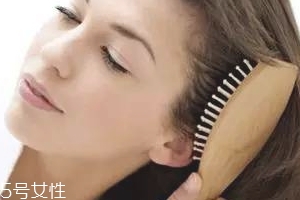 睡前美容的方法 女性排毒養(yǎng)顏?zhàn)罴褧r刻在睡覺前 睡前美容的方法 女性排毒養(yǎng)顏?zhàn)罴褧r刻在睡覺前