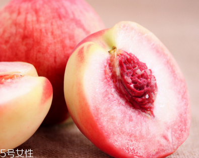 枇杷可以和梨一起吃嗎？桃子和梨不要一起吃