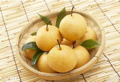 梨和什么榨汁好喝？梨子最適宜于秋季和冬季吃