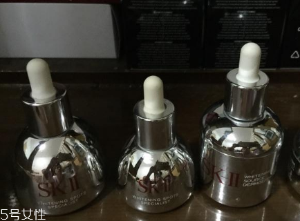 sk2小燈泡和小銀瓶哪個好？sk2小燈泡使用測評