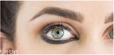 2018最流行的眼線畫法有幾種？新手最容易犯的眼線誤區(qū)