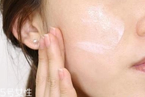 面霜有哪些涂抹方法？有些不適合點涂