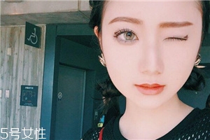 什么是折痕眼線？完整畫眼妝的順序