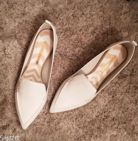 nicholas kirkwood是哪個(gè)國(guó)家的牌子？把優(yōu)雅穿在腳上