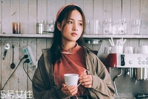 絲白祛斑軟膏多久見效？三個療程效果更佳