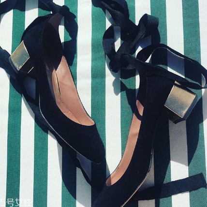 tabitha simmons是奢侈品嗎？紅毯上最常見的高跟鞋