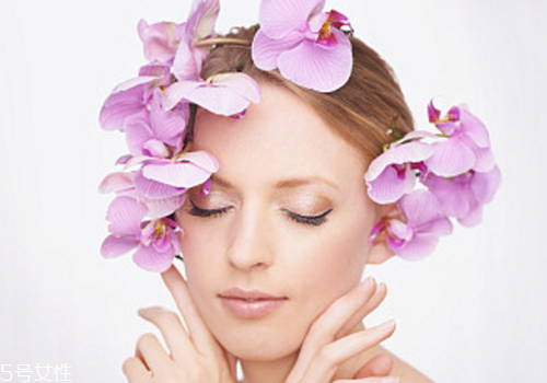 刷完牙吃東西覺(jué)得苦是怎么回事？可能是身體的警示