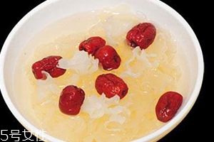 銀耳紅棗湯哺乳期能喝嗎？有著很多好處