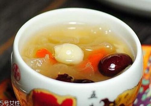 銀耳紅棗湯哺乳期能喝嗎？有著很多好處