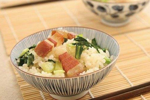 哪三種剩菜不能放冰箱里？這幾種剩菜吃不得