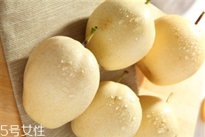 梨和柿子能一起吃嗎？梨和螃蟹不能一起吃