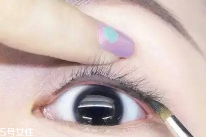 眼線筆畫法 手把手教你基礎(chǔ)眼線畫法 眼線筆畫法 手把手教你基礎(chǔ)眼線畫法