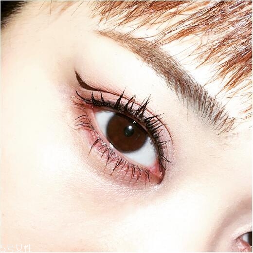 什么是折痕眼線？完整畫眼妝的順序