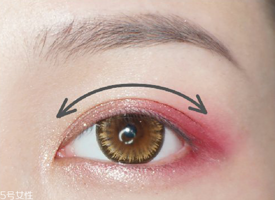 如何畫出完美眼線？一分鐘學(xué)會四種眼線畫法