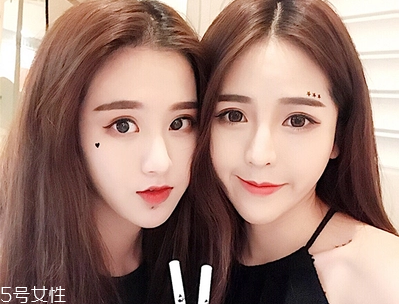 眼線筆硬頭和軟頭的哪個好用？單眼皮眼妝教程