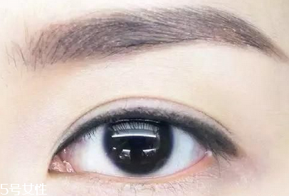 眼線筆畫法 手把手教你基礎(chǔ)眼線畫法 眼線筆畫法 手把手教你基礎(chǔ)眼線畫法