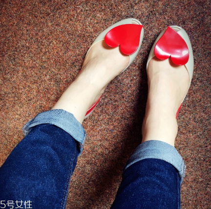 melissa是哪個(gè)國(guó)家的？女王和公主都愛(ài)穿它