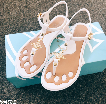 melissa果凍鞋好穿嗎？當下最時髦的鞋子