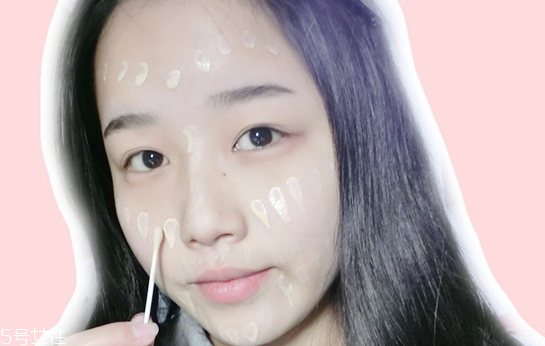 桃花妝的具體畫法步驟 新年脫單桃花妝畫法 桃花妝的具體畫法步驟 新年脫單桃花妝畫法