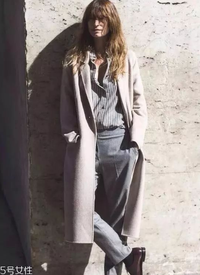 長款大衣搭配什么鞋子？這樣穿氣場兩米八
