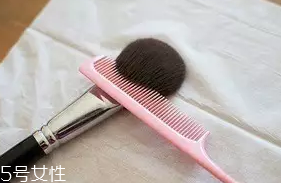 化妝刷怎么挑選？9種化妝刷全解析