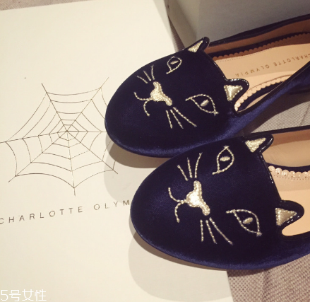 charlotte olympia貓咪鞋多少錢？平底鞋中的萌貨代表