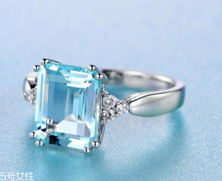 海藍(lán)寶是什么材質(zhì)？別再冤枉它是水晶了