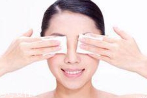 卸妝油是全能的嗎？卸妝3種質(zhì)地這么選