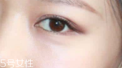 眼影粉和眼影膏哪個(gè)好？眼影粉適合干皮