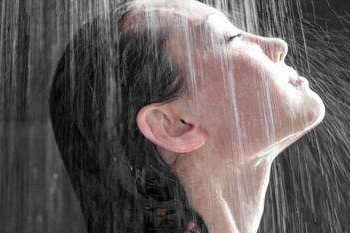 冬天多久洗一次澡最科學(xué)？頻繁洗澡危害大